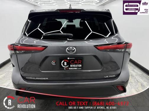 2021 Toyota Highlander LE