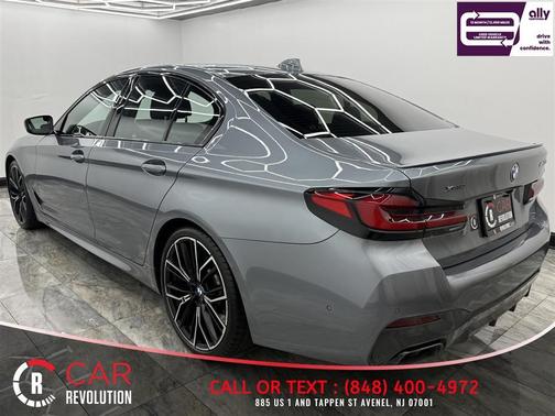 Gray 2022 BMW M550 i xDrive