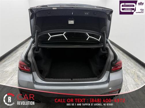 Gray 2022 BMW M550 i xDrive