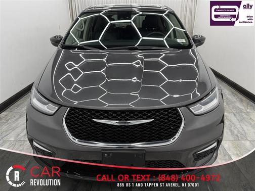 Gray 2023 Chrysler Pacifica Touring-L