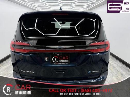 2021 Chrysler Pacifica Hybrid Touring L