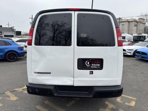 2017 Chevrolet Express 3500 LS