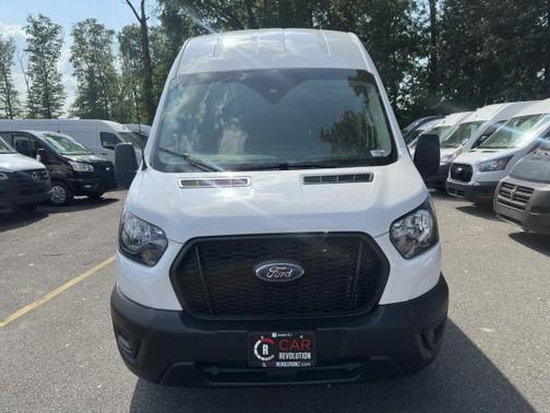 2022 Ford Transit-250 Base