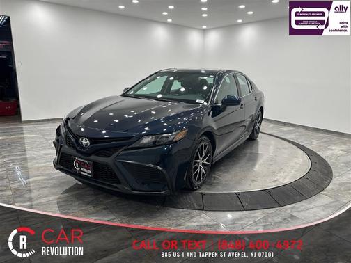 Green 2021 Toyota Camry SE