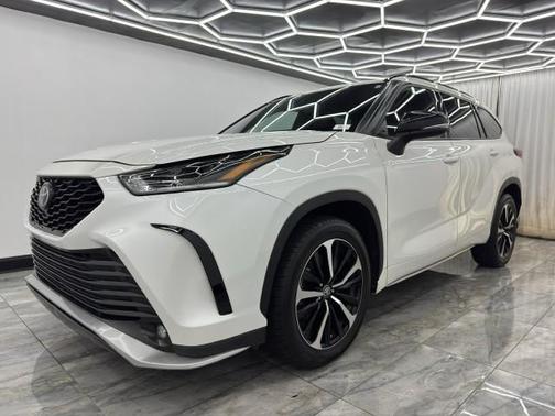 2021 Toyota Highlander XSE