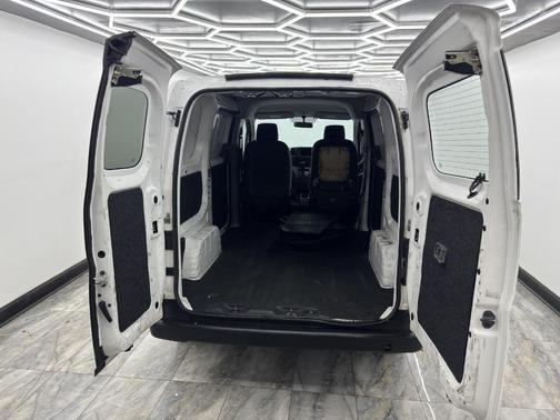 2021 Nissan NV200 S