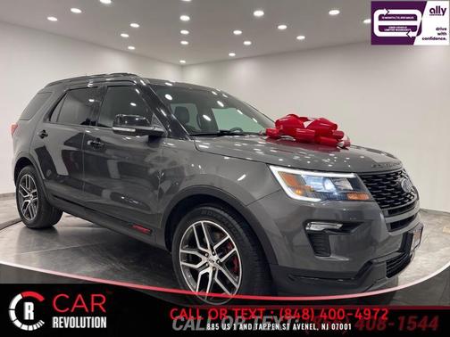 Gray 2019 Ford Explorer sport