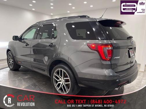 Gray 2019 Ford Explorer sport