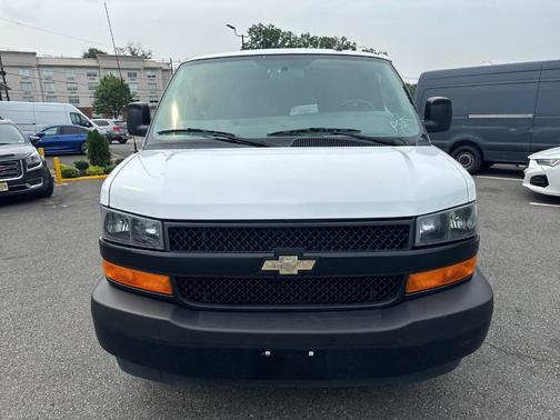 2018 Chevrolet Express 3500 LS