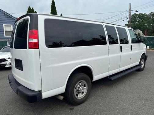 2018 Chevrolet Express 3500 LS