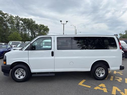 2020 Chevrolet Express 3500 LS