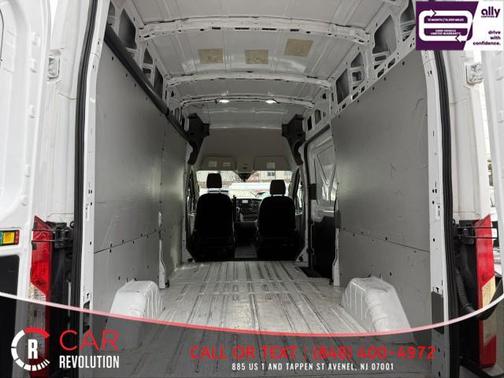 2022 Ford Transit-250 Base