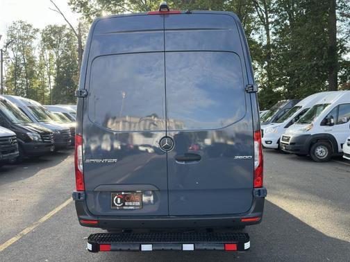 2019 Mercedes-Benz Sprinter 2500 HR 170''