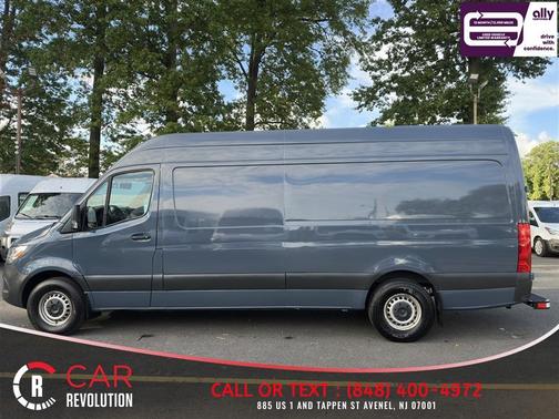 Gray 2019 Mercedes-Benz Sprinter 2500 HR 170''