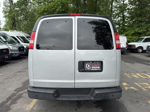 2020 Chevrolet Express 3500 LS