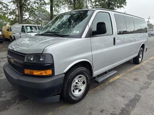 2020 Chevrolet Express 3500 LS