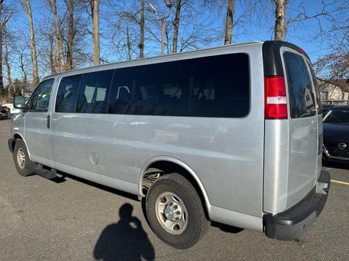 2020 Chevrolet Express 3500 LS