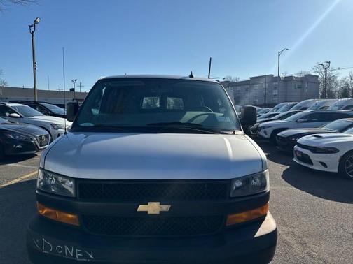 2020 Chevrolet Express 3500 LS