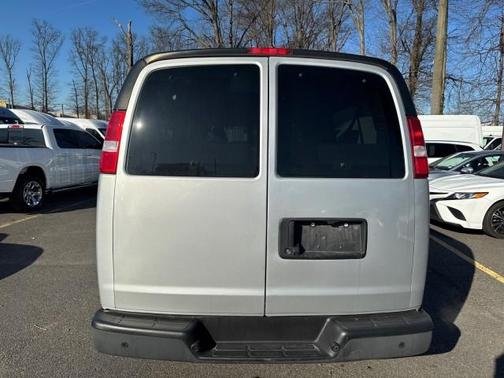 2020 Chevrolet Express 3500 LS