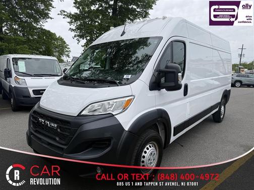 White 2024 RAM ProMaster 2500 High Roof