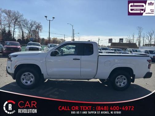 White 2022 Nissan Frontier S