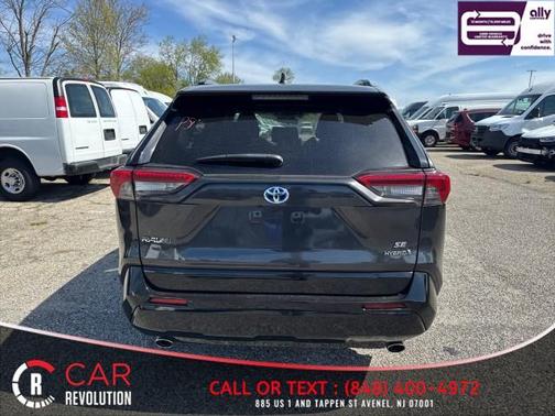 2022 Toyota RAV4 Hybrid SE
