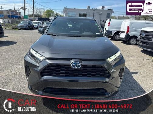 2022 Toyota RAV4 Hybrid SE
