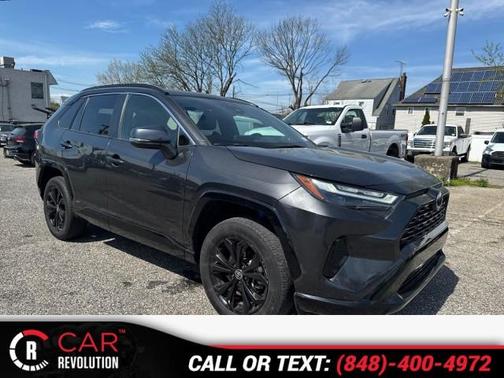 2022 Toyota RAV4 Hybrid SE