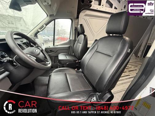 2022 Ford Transit-250 Base