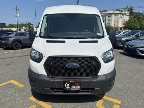 2023 Ford Transit-250 T-250 148'' MR