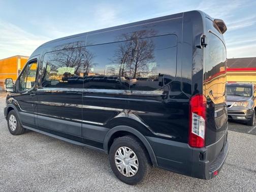 2022 Ford Transit-350 XLT