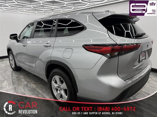 2023 Toyota Highlander L