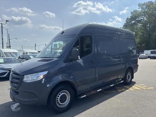 2019 Mercedes-Benz Sprinter 2500 HR 144''