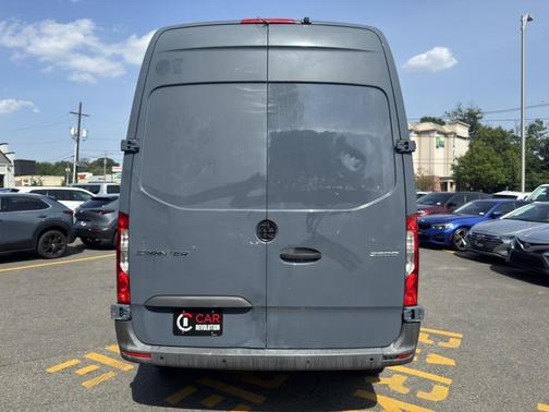 2019 Mercedes-Benz Sprinter 2500 HR 144''