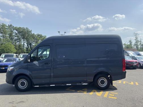 2019 Mercedes-Benz Sprinter 2500 HR 144''