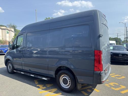 2019 Mercedes-Benz Sprinter 2500 HR 144''