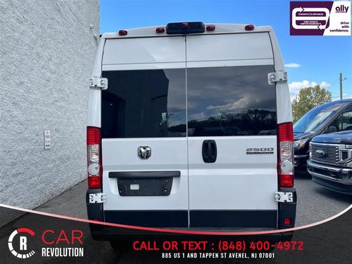 White 2023 RAM ProMaster 2500 High Roof