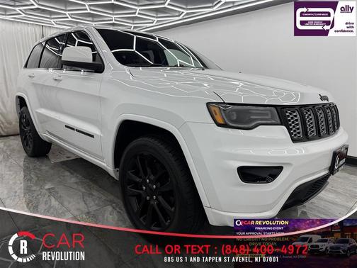 White 2021 Jeep Grand Cherokee Laredo