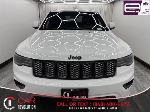 White 2021 Jeep Grand Cherokee Laredo