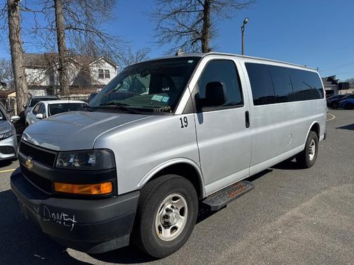 2020 Chevrolet Express 3500 LS