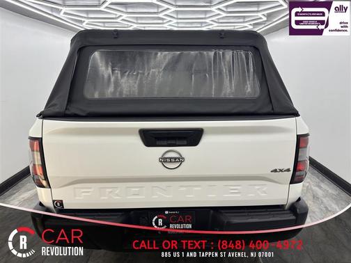 Glacier White 2022 Nissan Frontier S