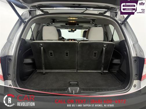 Silver 2019 Honda Pilot EX-L w/Navigation/RES