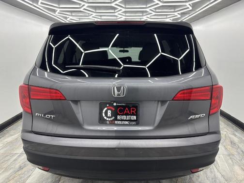 2017 Honda Pilot LX