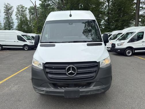 2023 Mercedes-Benz Sprinter 2500 HR GAS 170''