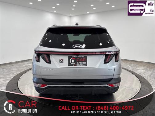 Silver 2022 Hyundai TUCSON SEL