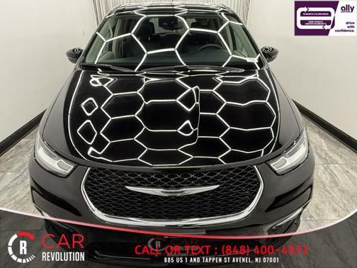 Black 2024 Chrysler Pacifica Touring-L