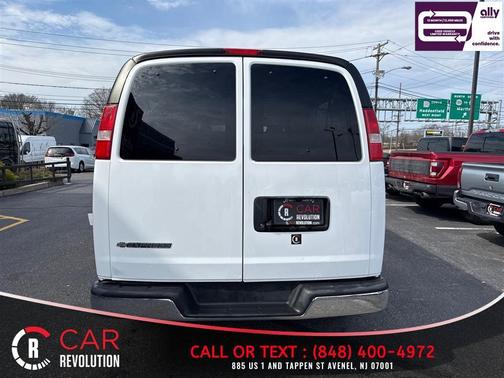 White 2017 Chevrolet Express 3500 LT