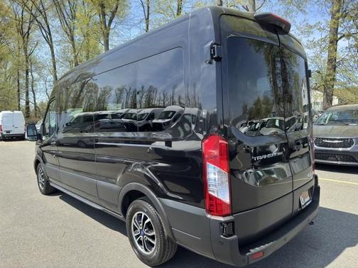 2022 Ford Transit-350 XLT