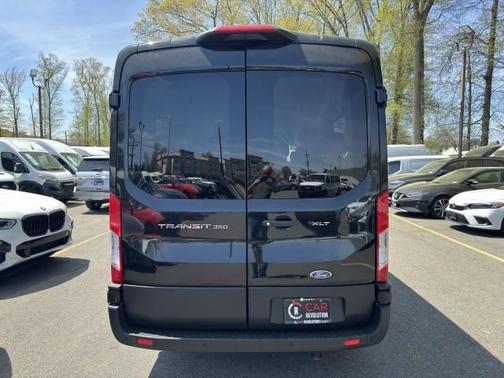 2022 Ford Transit-350 XLT