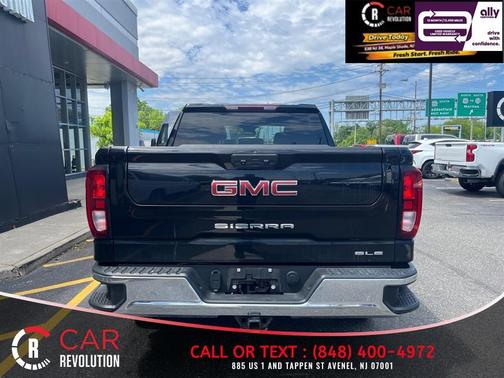 Black 2024 GMC Sierra 1500 SLE